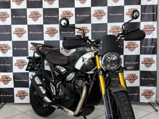 TRIUMPH SCRAMBLER 400 X 